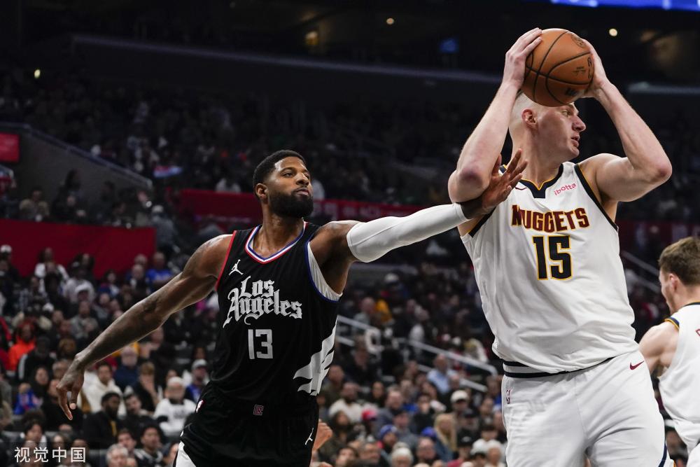 大的阵容迎 大的阵容迎