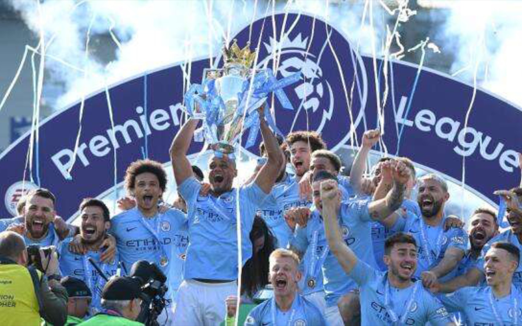 西虽星光熠 西虽星光熠