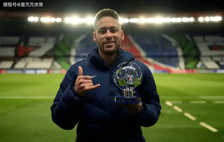 雷迪克曾在 雷迪克曾在